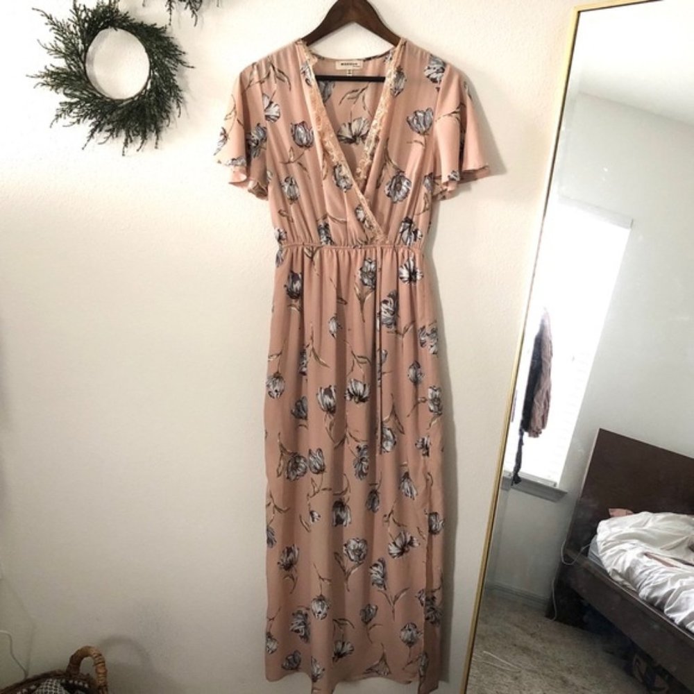 ✨ Dust Pink/ Blush Floral Faux Wrap Maxi Dress ✨